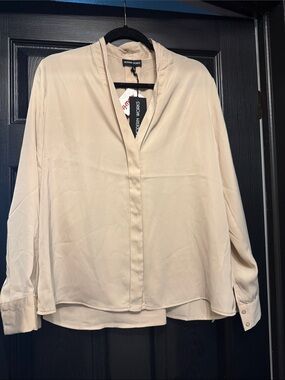 Modern Works Cream Hidden-Button V-Neck Blouse